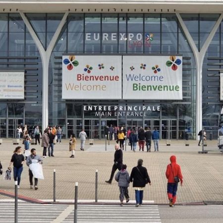 Studio Arena - Groupama Stadium Lyon Meyzieu Exteriör bild