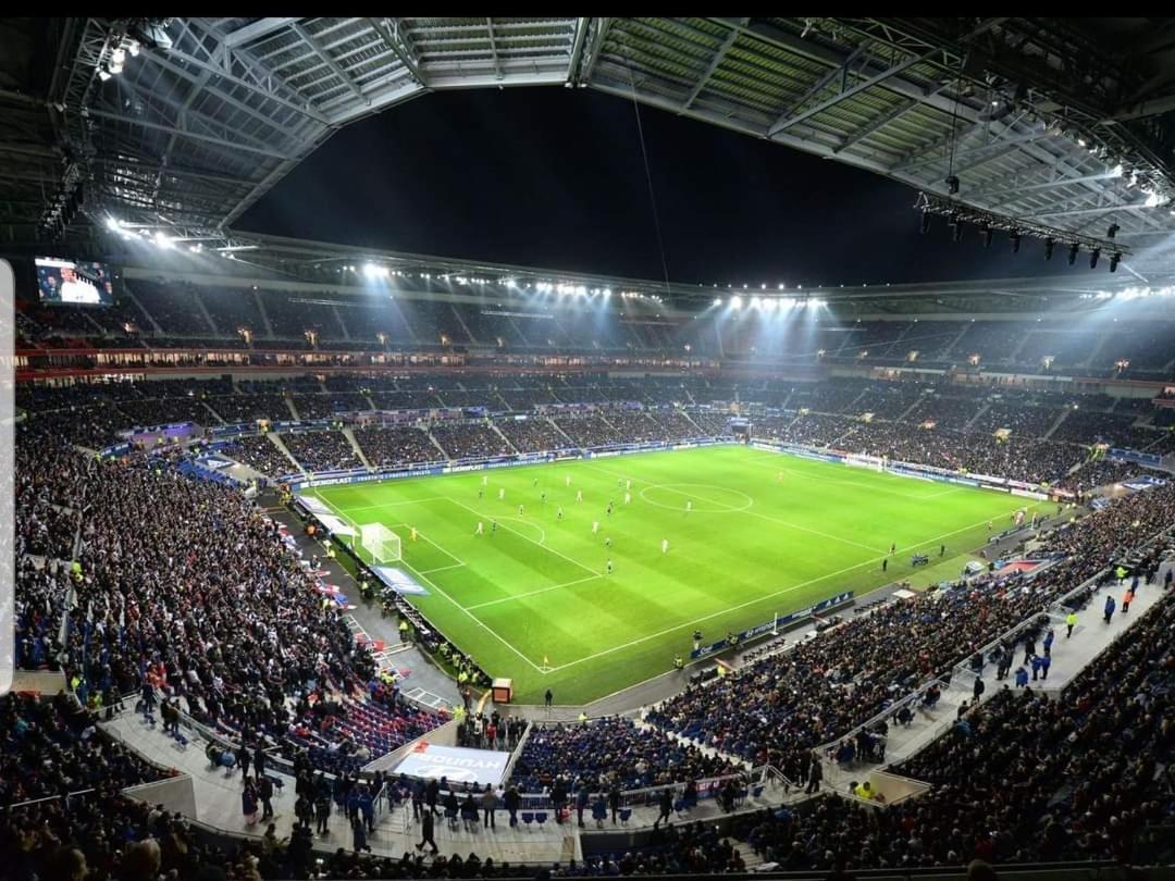 Studio Arena - Groupama Stadium Lyon Meyzieu Exteriör bild